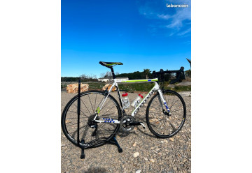 VELO DE ROUTE CANNONDALE SUPER SIX EVO S6